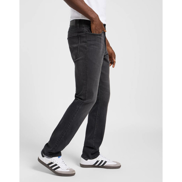 Lee® MVP Slim Fit in Moonbeam (112363979)