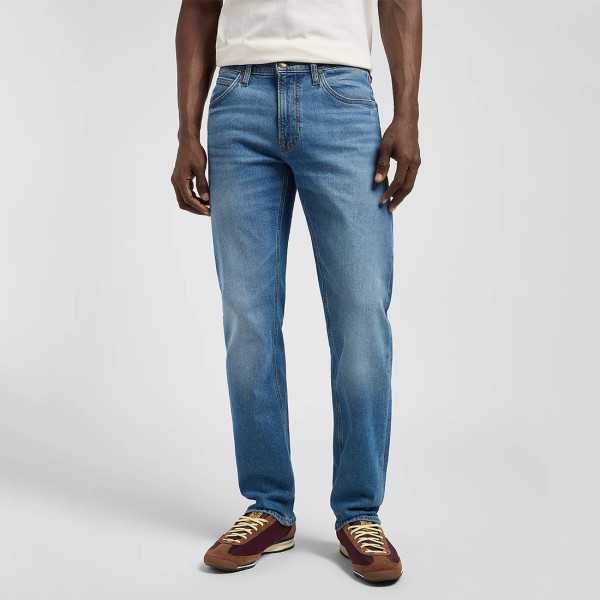 Lee® Daren Zip Fly Low Stretch Regular Jean in Denim Savant (112370646)