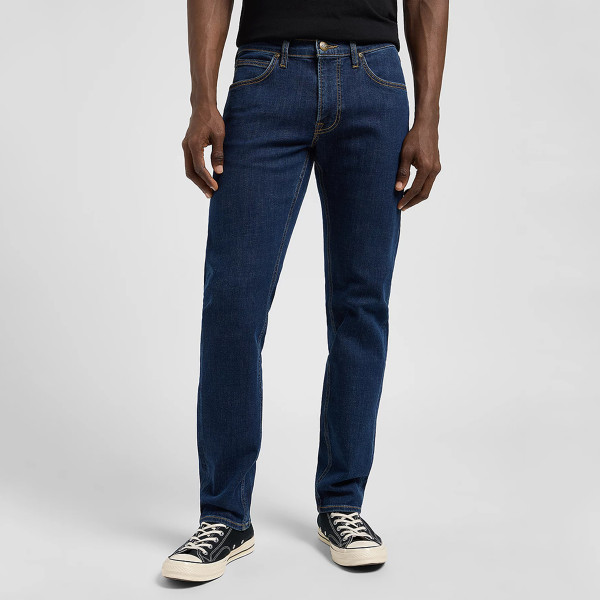 Lee® Daren Zip Fly Low Stretch in Dark Ocean (112370642)