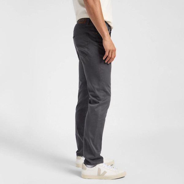 Lee® MVP Slim Fit Extreme Motion Soft Fabric Jeans in Static Gray (112363980)